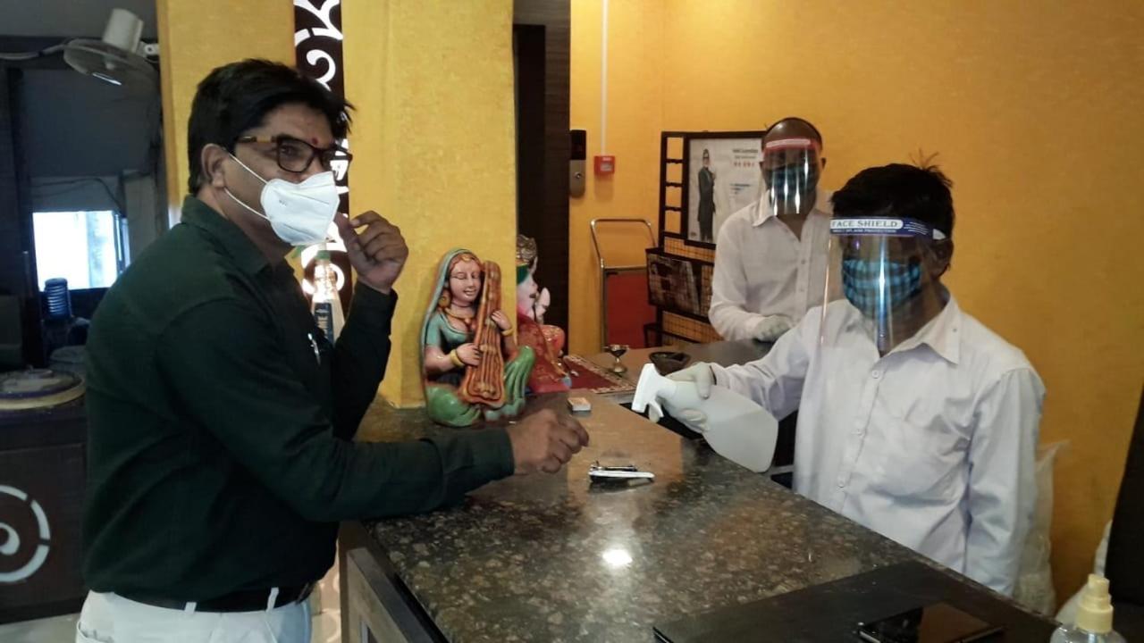Hotel Suryodaya Ujjain Eksteriør bilde