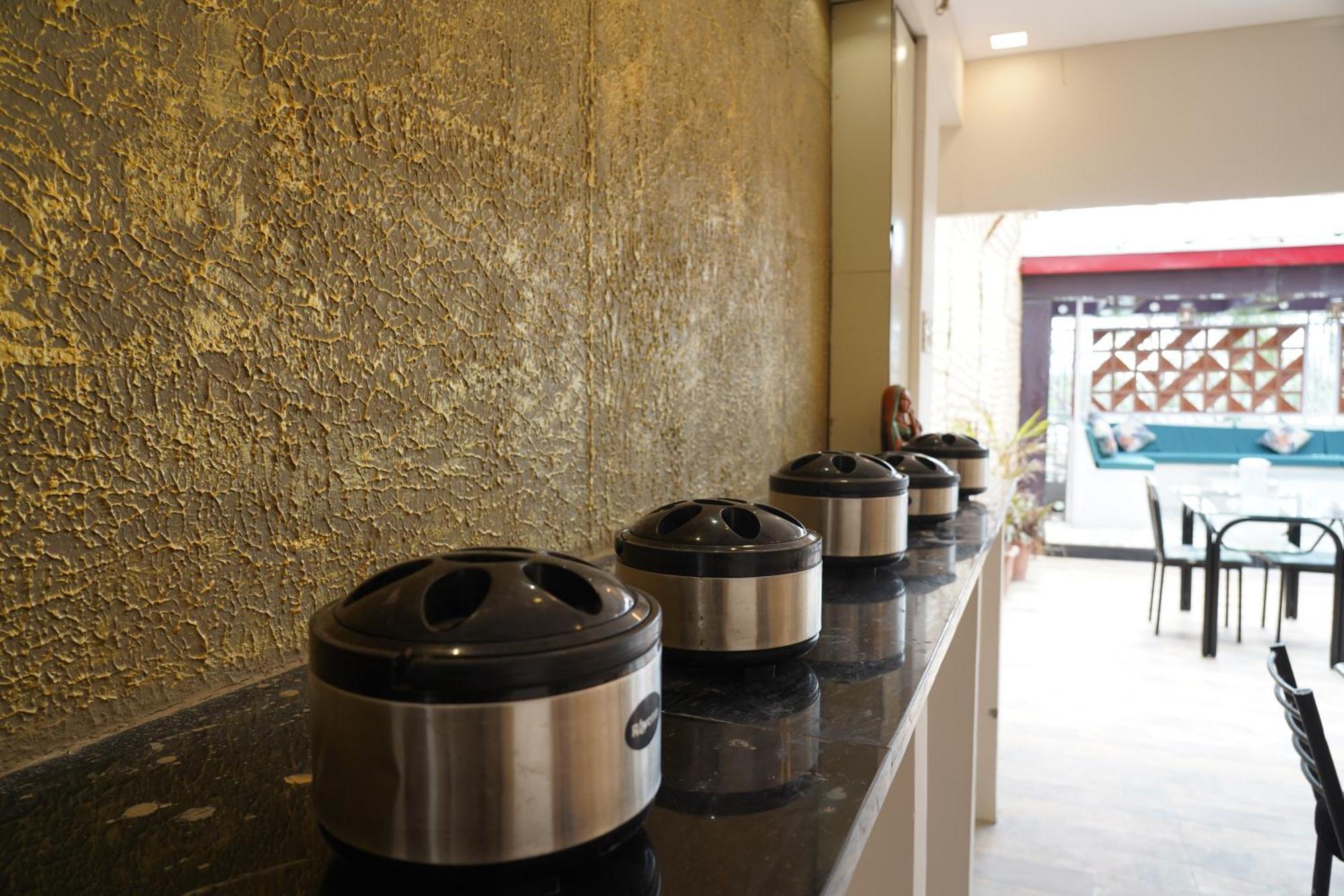 Hotel Suryodaya Ujjain Eksteriør bilde