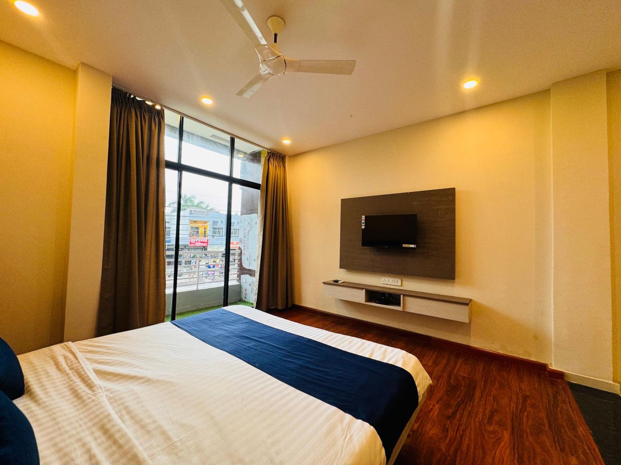 Hotel Suryodaya Ujjain Rom bilde