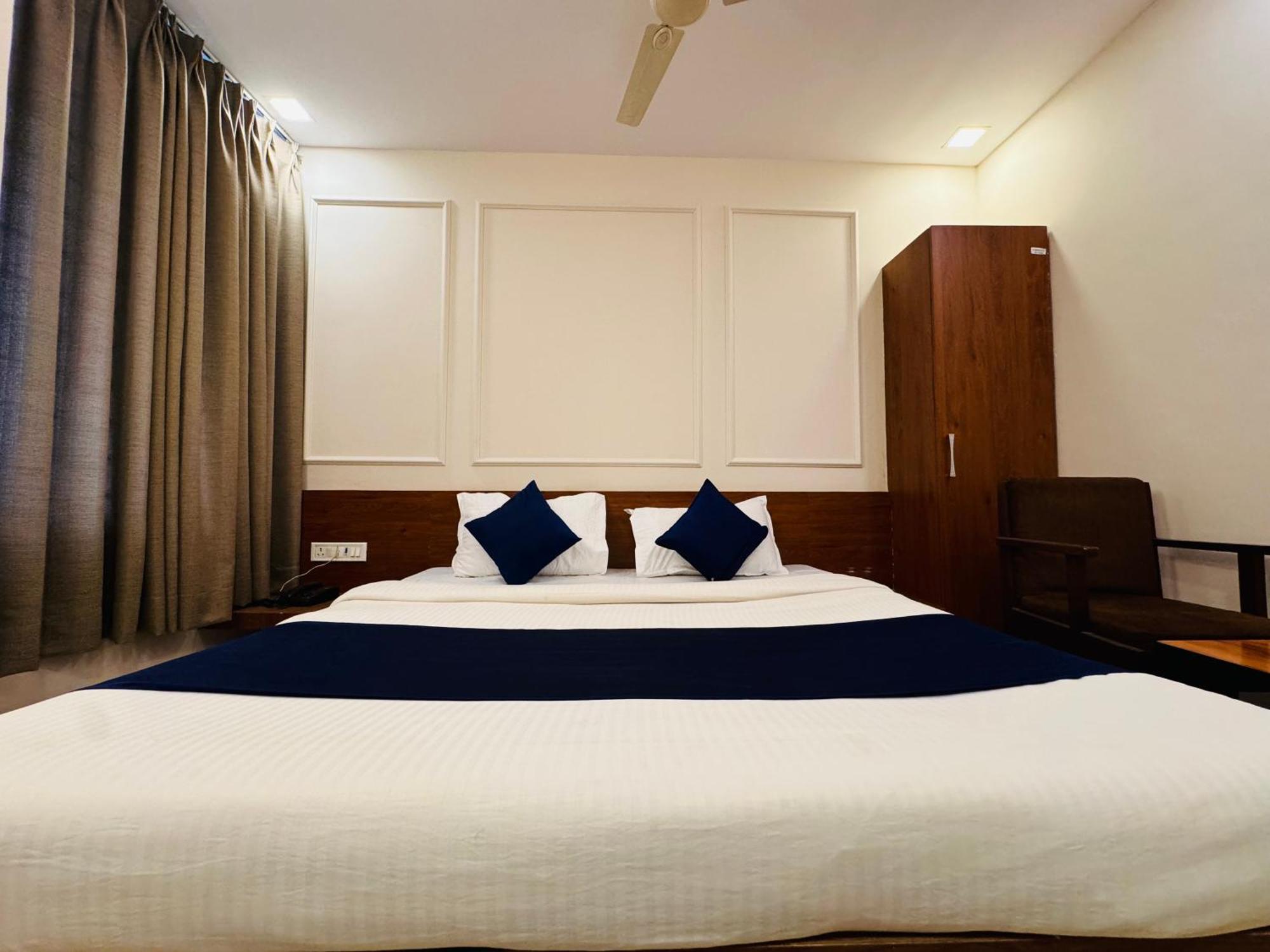 Hotel Suryodaya Ujjain Rom bilde