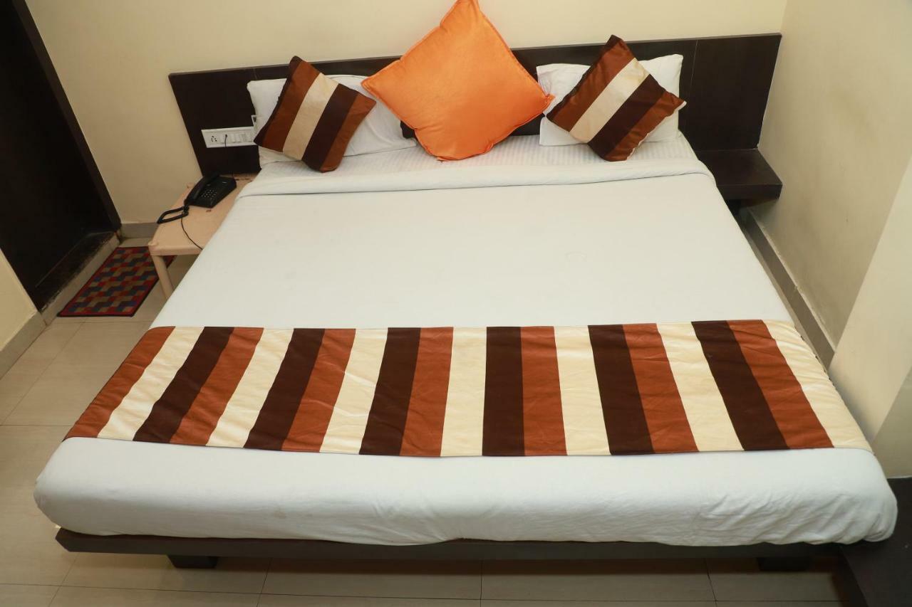 Hotel Suryodaya Ujjain Eksteriør bilde